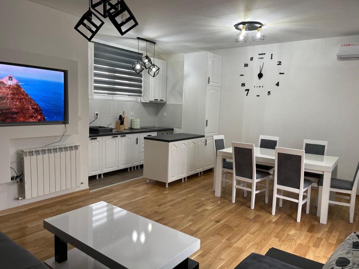 Royal Residence Apartmani 2 Pančevo المظهر الخارجي الصورة