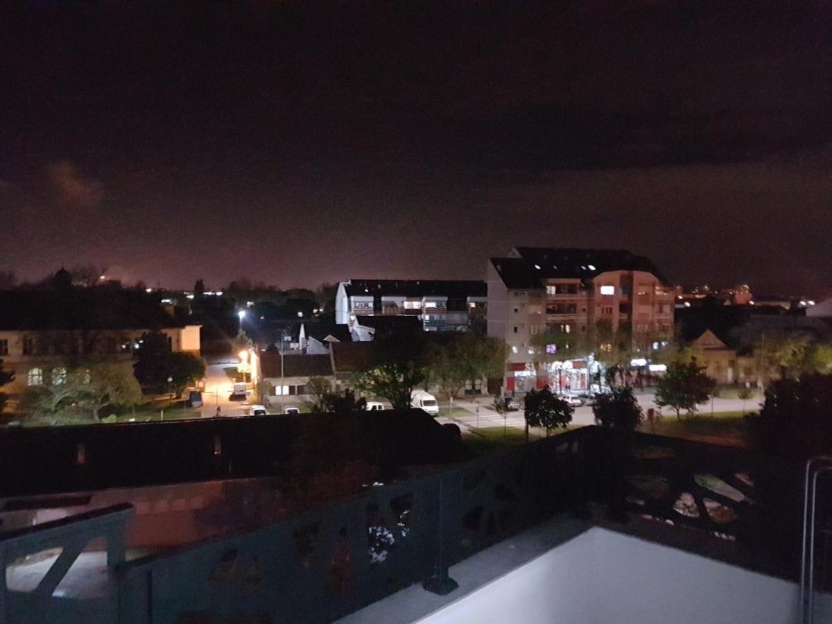 Royal Residence Apartmani 2 Pančevo المظهر الخارجي الصورة