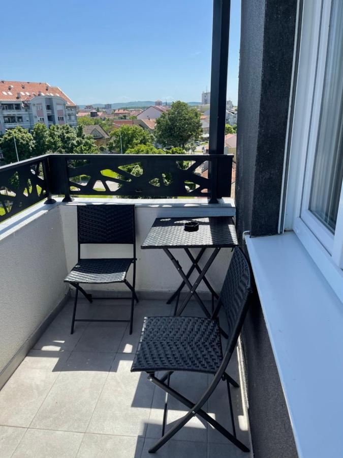 Royal Residence Apartmani 2 Pančevo المظهر الخارجي الصورة